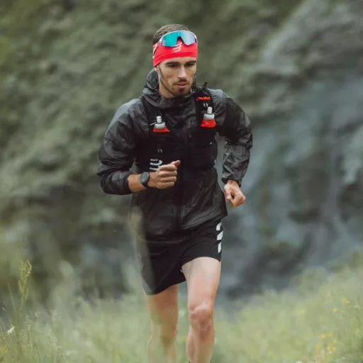 Polar Vantage V3 - Éjfekete